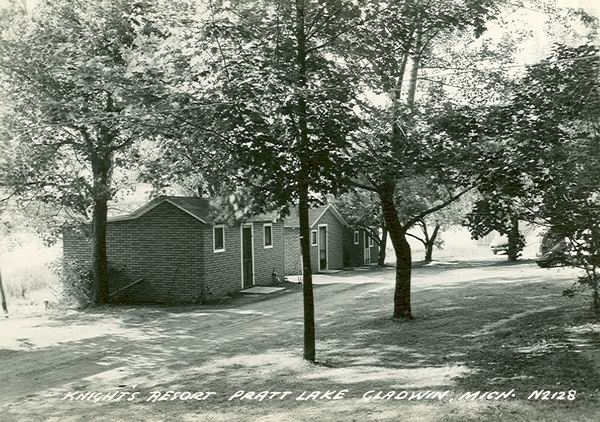 Gladwin Knights Resort Pratt Lake (newer photo)